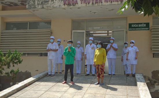 Hai bệnh nhân COVID-19 cuối cùng ở Bình Thuận được xuất viện