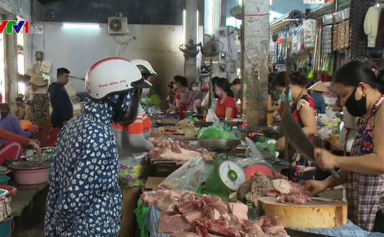 Giá thịt lợn ở các tỉnh phía Nam vẫn ở mức cao do thiếu nguồn cung