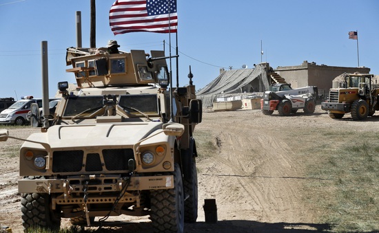 Mỹ tái bố trí khí tài quân sự tại Syria và Iraq