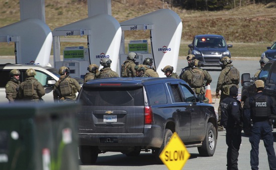 Canada điều tra vụ nổ súng thảm sát ở Nova Scotia