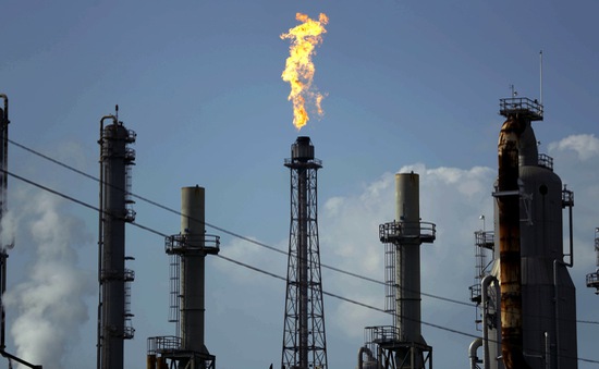 Hội nghị OPEC+ bị hoãn vì bất đồng giữa Nga và Saudi Arabia