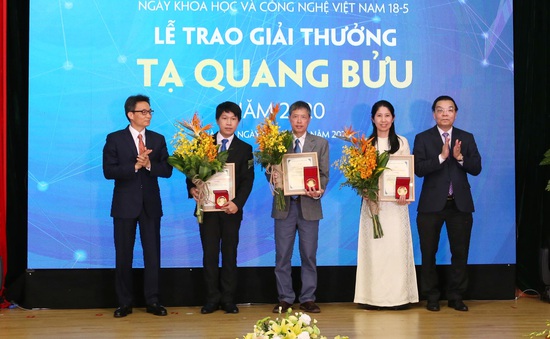 Giải thưởng Tạ Quang Bửu 2020: Vinh danh các nhà khoa học tài năng và những "tấm gương" chống dịch COVID-19