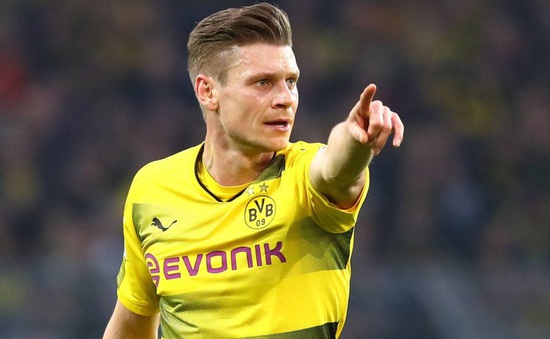 Dortmund gia hạn hợp đồng với "chiến binh" không tuổi