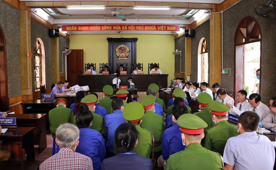 Cán bộ giáo dục nhận tiền nâng điểm tại Sơn La bị truy tố tới án tử hình