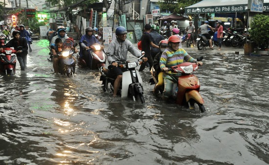 TP.HCM sắp đón những cơn mưa cực lớn, đề phòng ngập lụt khu vực thấp