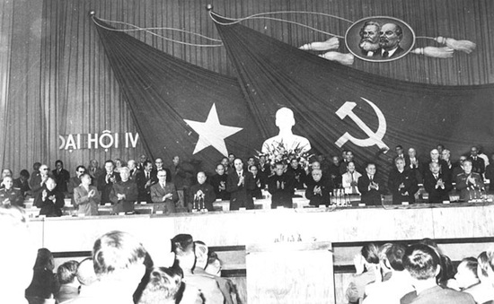 Đại hội đại biểu toàn quốc lần thứ IV của Đảng: Đại hội thống nhất Tổ quốc, cả nước tiến lên chủ nghĩa xã hội