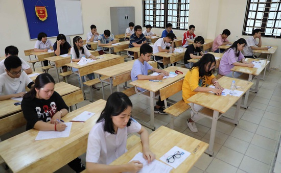 Hà Nội: Không để giáo viên ép học sinh lựa chọn nguyện vọng học tiếp ở bậc học cao hơn