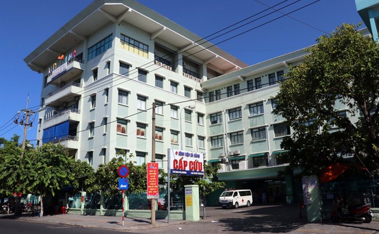 Bệnh viện Đà Nẵng là "điểm nóng" của COVID-19