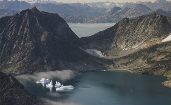 Băng ở Greenland đang tan nhanh đến mức không thể phục hồi