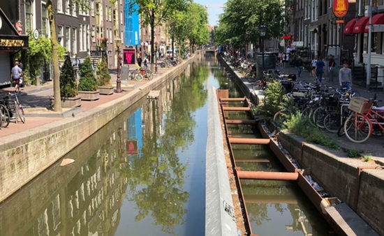 Amsterdam đang sụp đổ, ai là người phải trả giá?