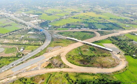 Hoàn thành tuyến cao tốc Trung Lương - Mỹ Thuận trong năm 2021