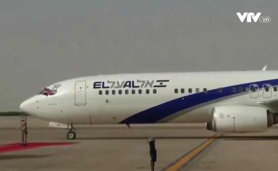 Chuyến bay đầu tiên từ Israel đến UAE được phòng thủ tên lửa