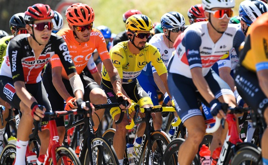 Julian Alaphilippe bị tước áo vàng sau chặng 5 Tour de France 2020