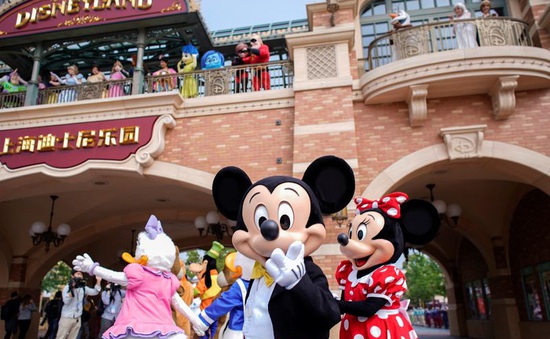 Disney cắt giảm 28.000 nhân sự vì đại dịch COVID-19