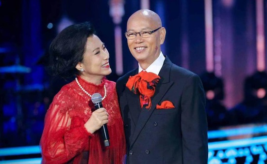 Xúc động chuyện tình của La Gia Anh - Uông Minh Thuyên, nắm tay chiến đấu với ung thư