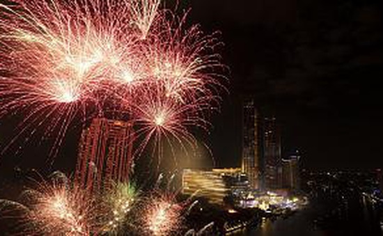 Nhiều nước châu Đại Dương và châu Á bắn pháo hoa chào đón năm mới 2021