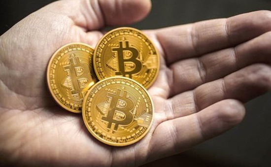 Đồng tiền Bitcoin rớt giá thảm, bong bóng có vỡ?