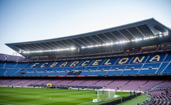 Barcelona hi vọng thoát khỏi án phạt hối lộ trọng tài