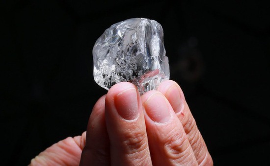 Tìm thấy viên kim cương “khủng” tuyệt đẹp, giá khoảng 345 tỷ đồng