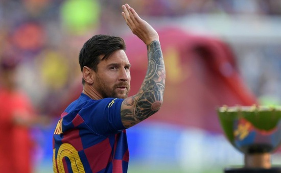 "Barcelona đã sai lầm khi không dứt khoát bán Messi"