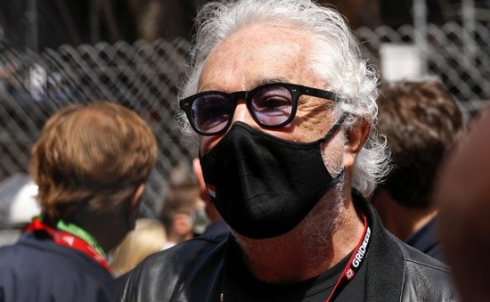 Doanh nhân Flavio Briatore để ngỏ khả năng trở lại F1
