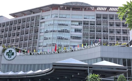 Phong tỏa diện hẹp Bệnh viện Đa khoa Trung tâm An Giang trong 4 ngày