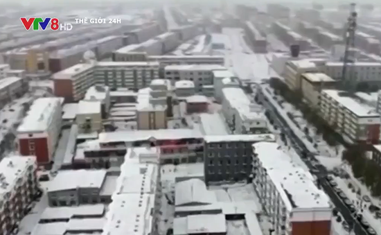 Trung Quốc: Bão tuyết gây gián đoạn giao thông