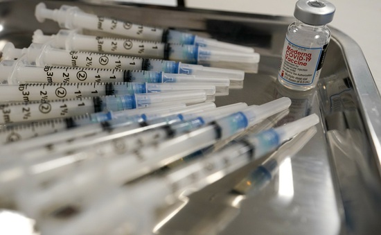 Mỹ hướng tới sản xuất thêm 1 tỷ liều vaccine mRNA mỗi năm