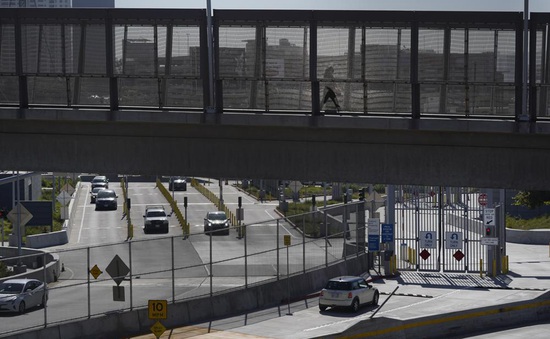 Mỹ mở cửa biên giới quốc tế sau 20 tháng đóng cửa