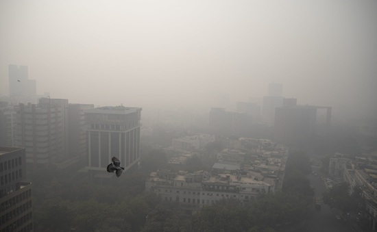 Ô nhiễm không khí tại New Delhi có thể làm tăng số ca COVID-19 nặng