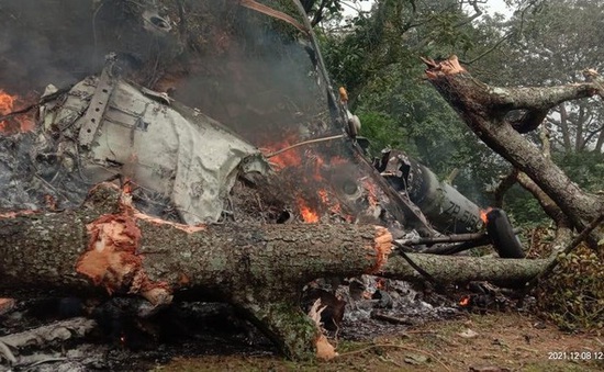 Ấn Độ mở cuộc điều tra vụ rơi trực thăng quân sự khiến 13 người thiệt mạng