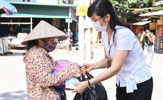 Gần 450.000 lao động tự do ở Hà Nội đã được hỗ trợ an sinh