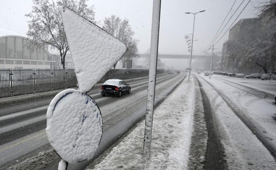 Tuyết rơi dày gây nhiều thiệt hại ở Serbia và phần lớn vùng Balkan