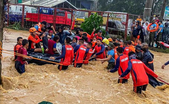 Philippines ban bố tình trạng thảm họa sau bão Rai, lở đất tại mỏ ngọc ở Myanmar