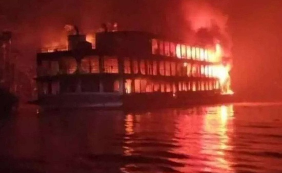 Cháy phà tại Bangladesh, 38 người thiệt mạng