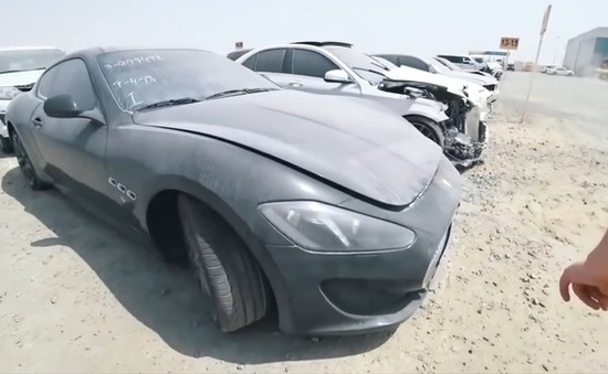 Vì sao ở Dubai có nhiều xe sang và siêu xe bị vứt bỏ như rác?
