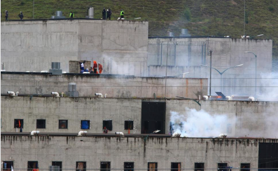Bạo loạn tại nhà tù ở Ecuador, hàng chục tù nhân thiệt mạng