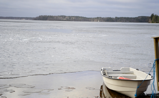 4 người đi bộ thiệt mạng do bị thụt xuống hồ băng ở Thụy Điển