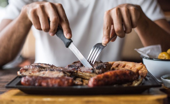 Ăn thịt nhiều có thể làm làm giảm tuổi thọ