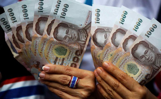 Đồng Baht Thái Lan xuống giá mạnh