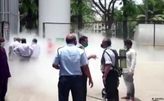 Ấn Độ: Rò rỉ máy thở oxy, 22 người thiệt mạng