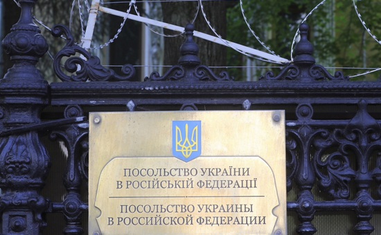 Nga trục xuất nhà ngoại giao Ukraine