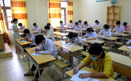 Trên 13.800 học sinh Quảng Ninh bắt đầu kỳ thi tuyển sinh vào lớp 10 Trung học phổ thông