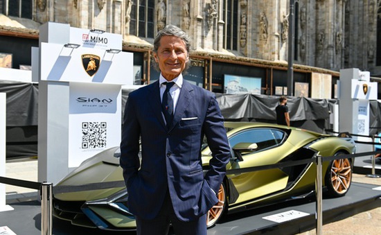Giới siêu giàu xuống tiền, Lamborghini "cháy" siêu xe