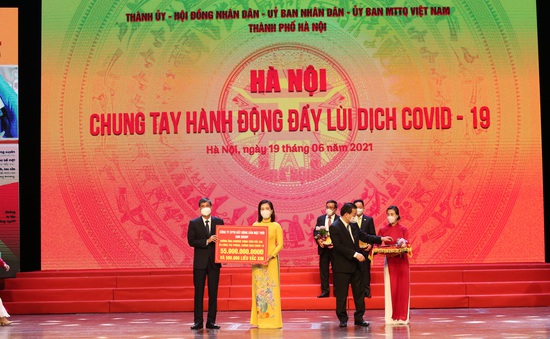 Chung tay cùng Hà Nội đẩy lùi COVID-19, Tập đoàn Sun Group ủng hộ 55 tỷ đồng mua vaccine