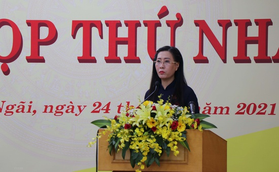 Bí thư Tỉnh ủy Bùi Thị Quỳnh Vân tiếp tục được bầu làm Chủ tịch HĐND tỉnh Quảng Ngãi