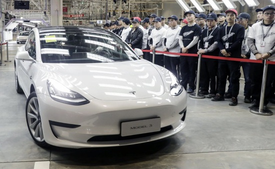 Tesla triệu hồi hơn 285.000 xe điện tại Trung Quốc