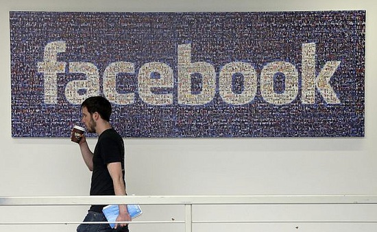 Facebook kiện 4 người Việt chiếm đoạt tài khoản quảng cáo