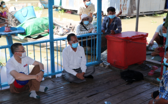 Hỗ trợ các gia đình gốc Việt trong diện di dời tại Phnom Penh