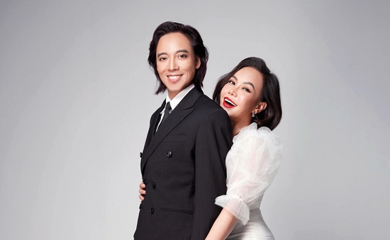 Việt Hương kỷ niệm 15 năm kết hôn: "Đứng đó cho em dựa 15 năm nữa tính tiếp nhé"